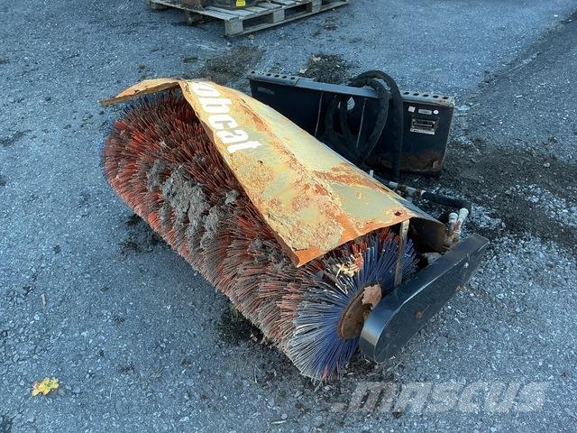 Bobcat 48 Sonstige Baumaschinen