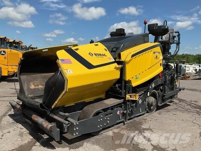 Bomag CR-820T Strassenfertiger