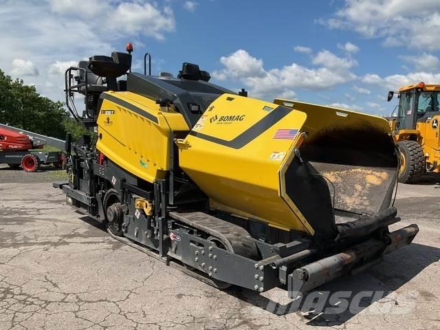 Bomag CR-820T Strassenfertiger