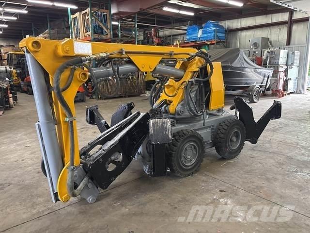 Brokk BM250E Abrissbagger