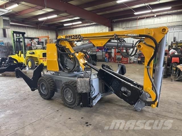 Brokk BM250E Abrissbagger