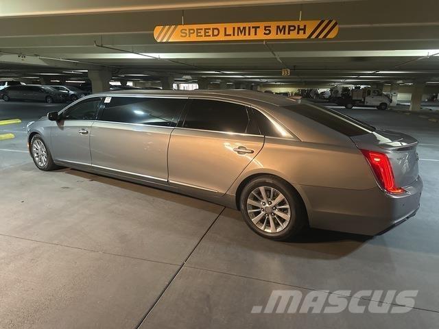 Cadillac XTS PKWs