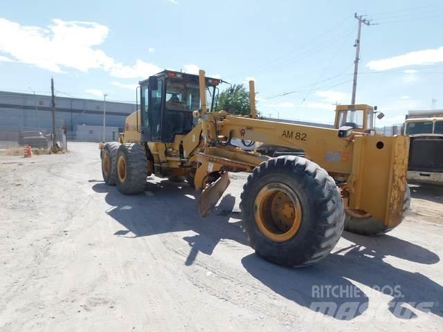 CASE 885 Grader