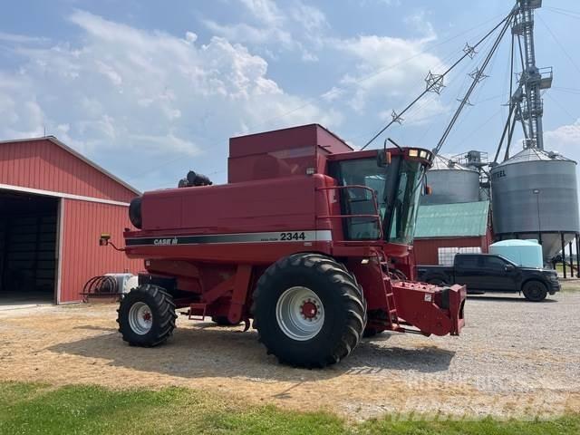 Case IH 2344 Mähdrescher