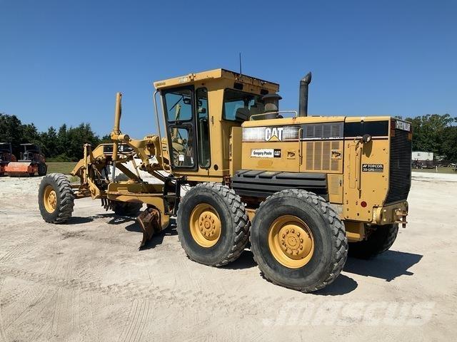 CAT 12H Grader