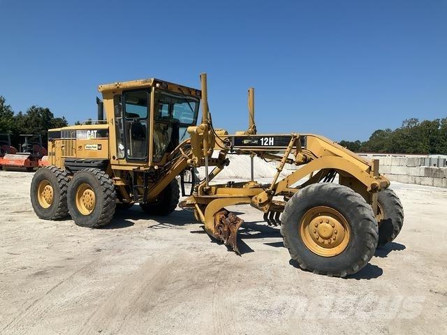 CAT 12H Grader