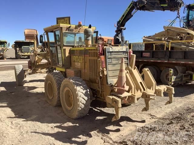 CAT 160H Grader