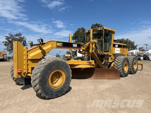 CAT 16H Grader