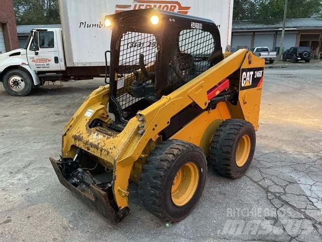 CAT 246D Kompaktlader