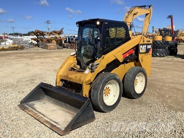 CAT 246D Kompaktlader