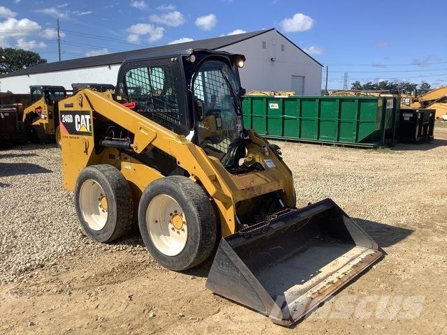 CAT 246D Kompaktlader