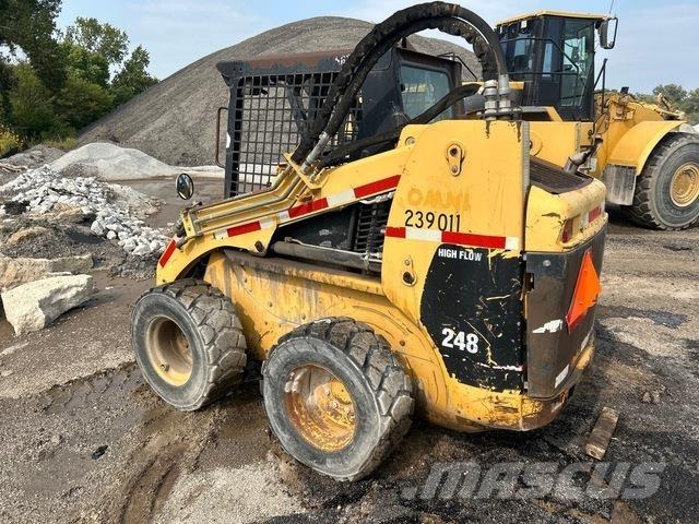 CAT 248 Kompaktlader