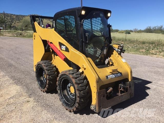 CAT 262C2 Kompaktlader