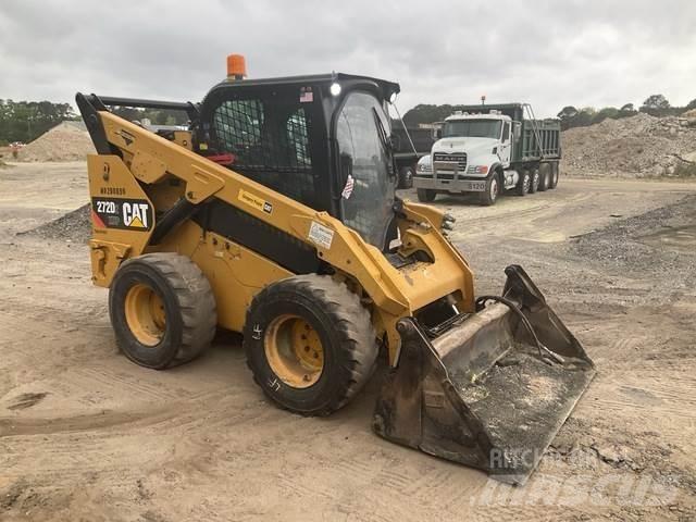 CAT 272D2 XHP Kompaktlader