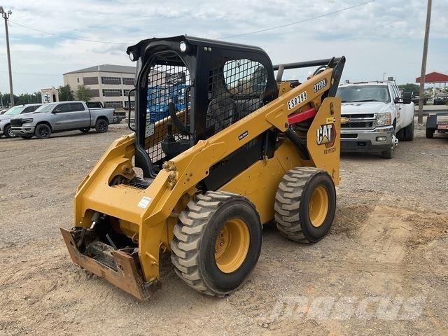 CAT 272D3 Kompaktlader