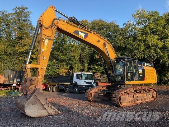 CAT 352F Raupenbagger