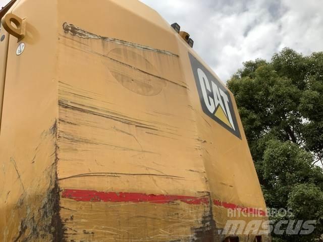 CAT 6015B Raupenbagger