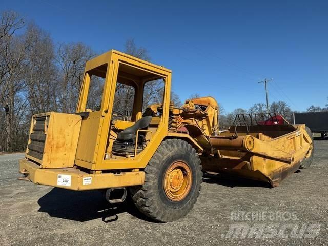 CAT 613B Schaber