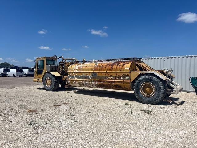 CAT 613C Wassertanker