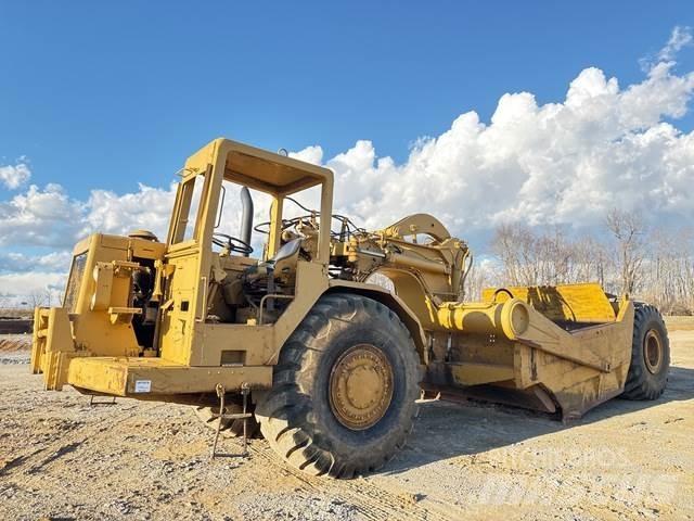 CAT 621B Schaber
