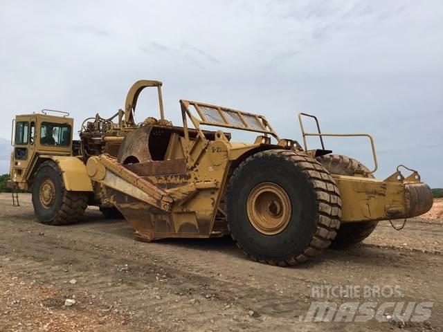 CAT 621G Schaber