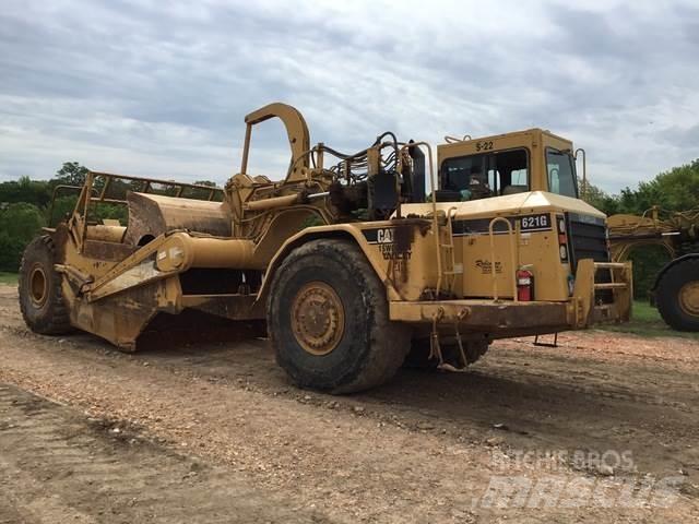 CAT 621G Schaber