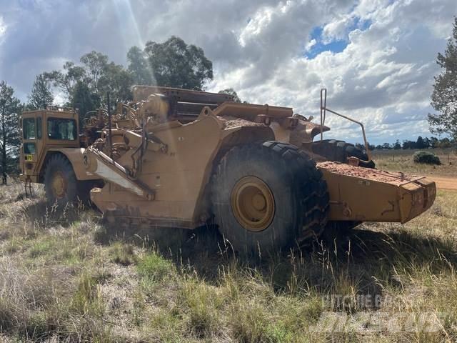 CAT 623G Schaber