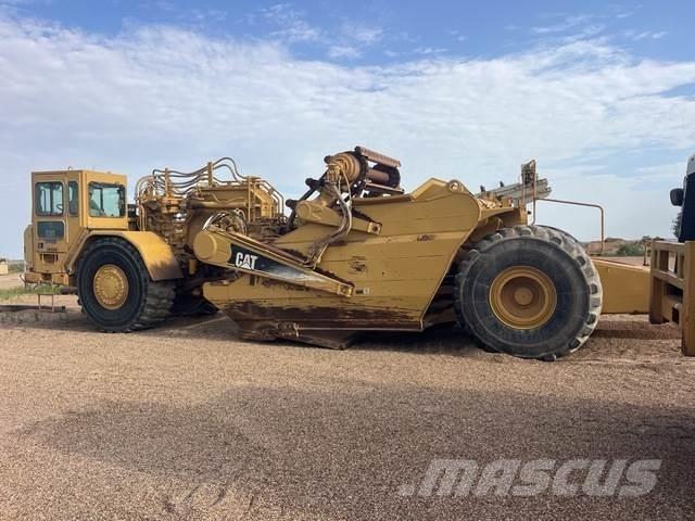 CAT 623G Schaber