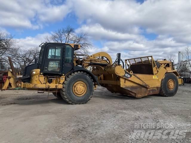 CAT 627H Schaber