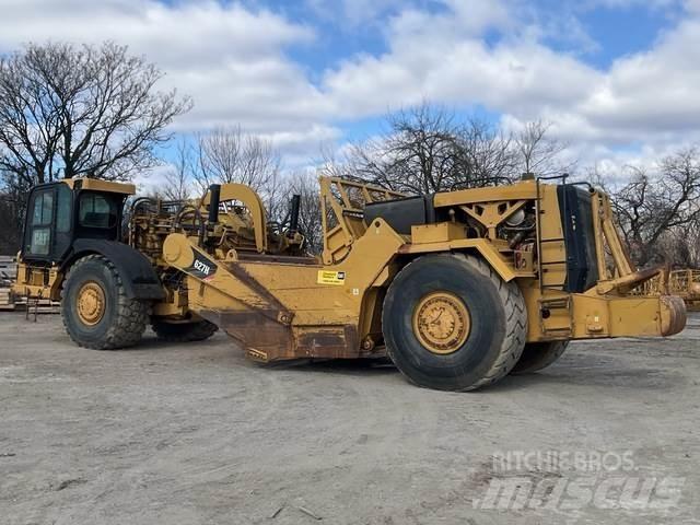 CAT 627H Schaber