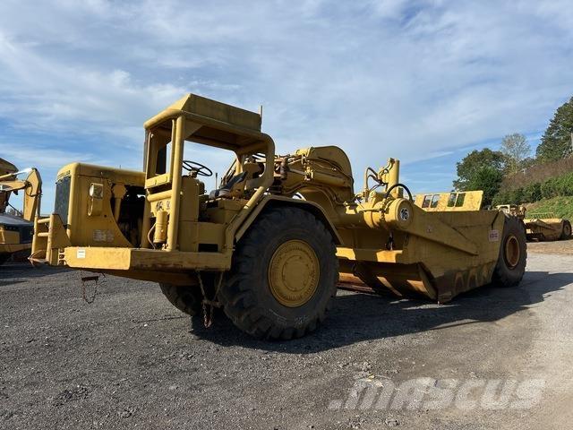 CAT 631C Schaber