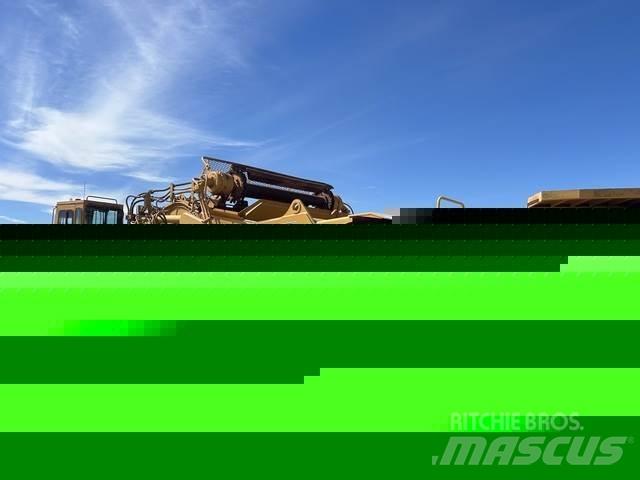 CAT 633E Schaber
