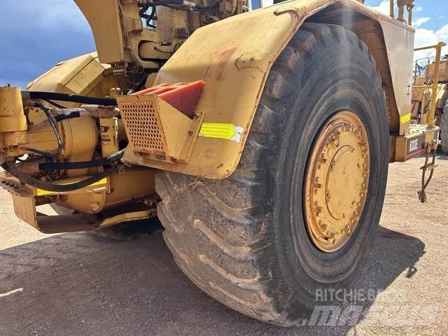 CAT 633E Schaber