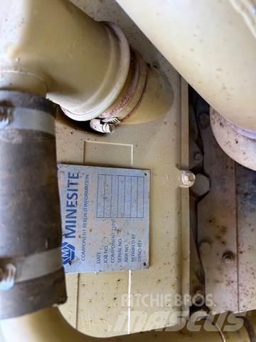 CAT 633E Schaber