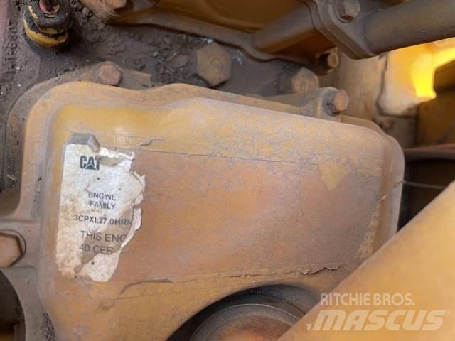 CAT 651E Schaber