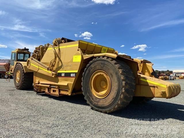 CAT 651E Schaber