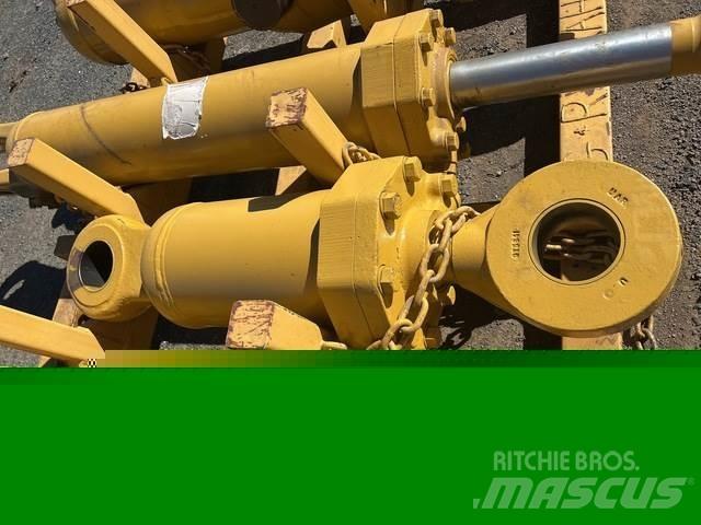 CAT 657E Transport Sonstige