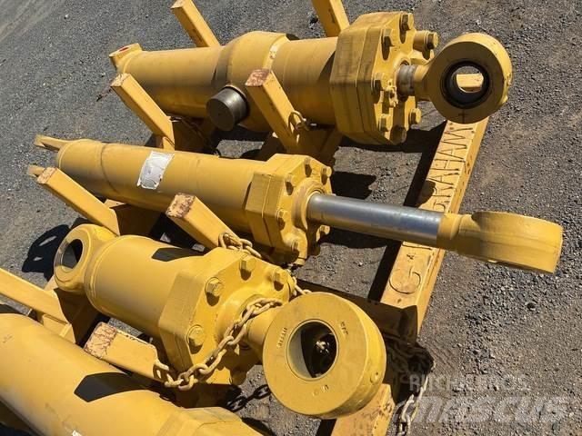 CAT 657E Transport Sonstige