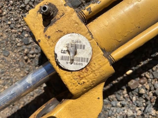CAT 657E Transport Sonstige