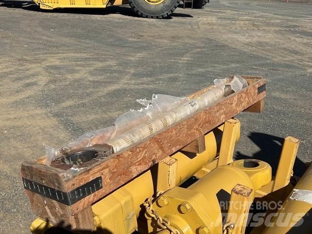 CAT 657E Transport Sonstige