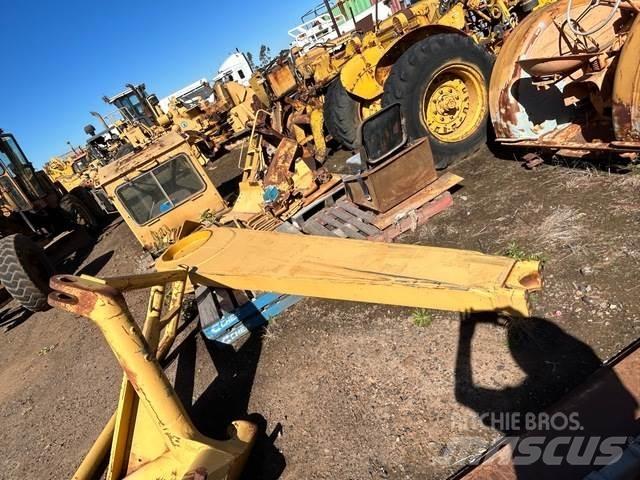 CAT 657E Transport Sonstige