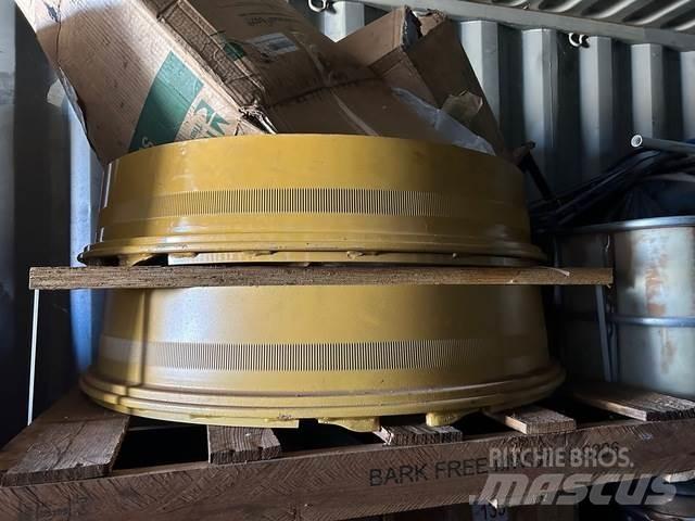 CAT 657E Transport Sonstige