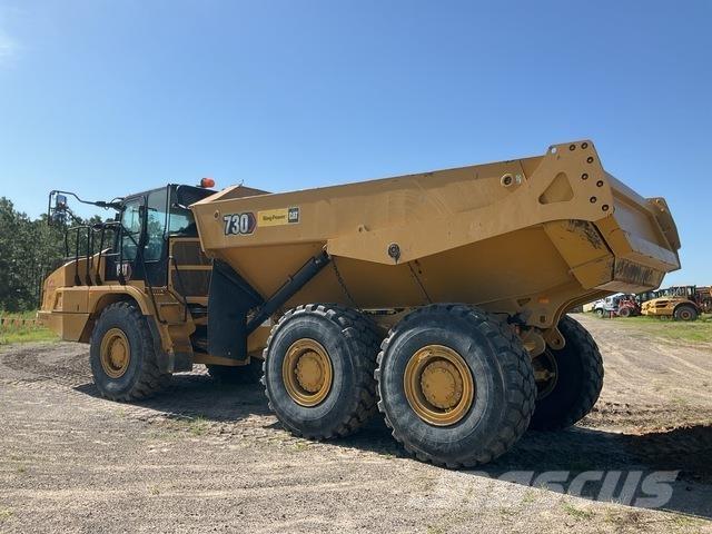CAT 730 Dumper - Knickgelenk