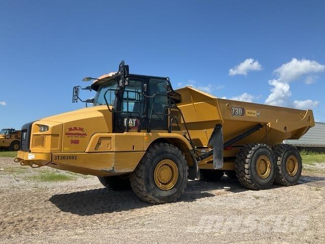 CAT 730 Dumper - Knickgelenk