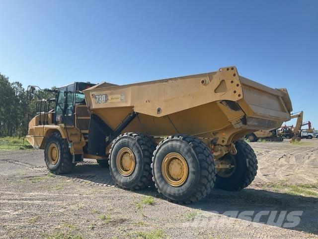 CAT 730 Dumper - Knickgelenk