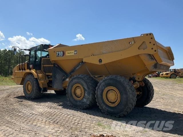 CAT 730 Dumper - Knickgelenk