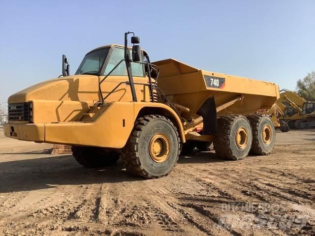 CAT 740 Dumper - Knickgelenk