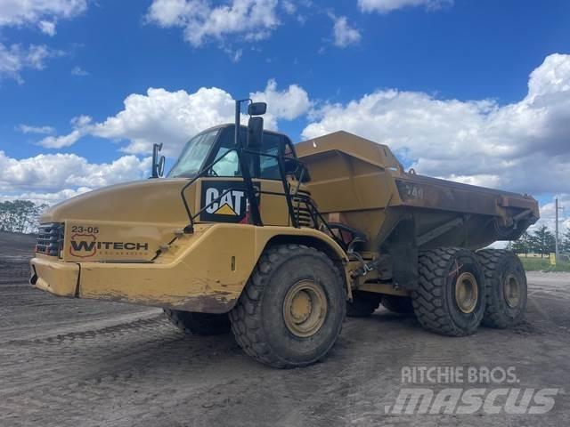 CAT 740 Dumper - Knickgelenk
