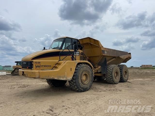 CAT 740 Dumper - Knickgelenk