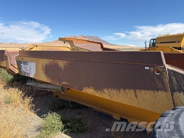 CAT 740B Transport Sonstige